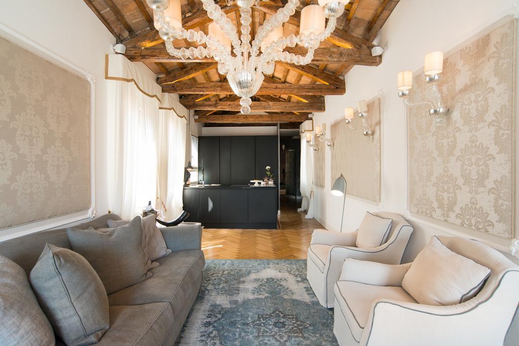 Rialto Terrace On The Grand Canal Venice Room photo